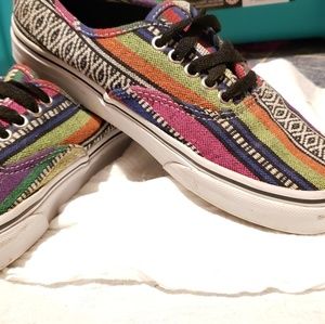 Unisex Aztec print Vans